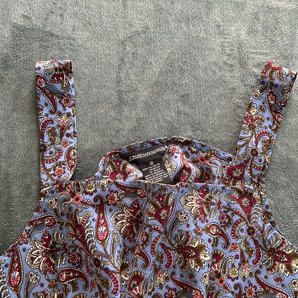 Patterned Dress - Picture 3 of 3